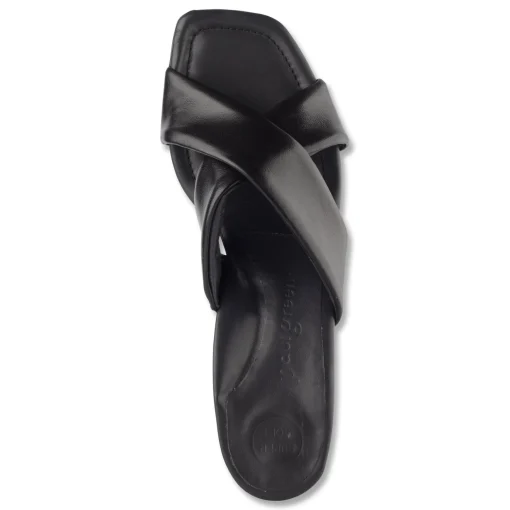 Lauren Sandal