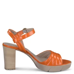 Leslie Heel