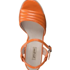 Leslie Heel