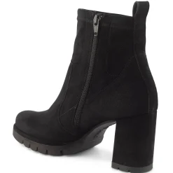 Nadia Bootie