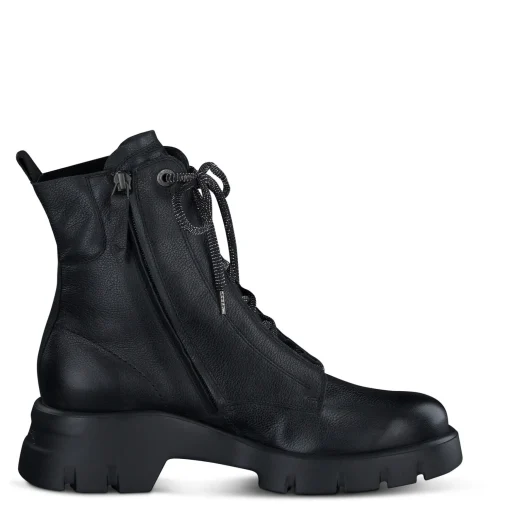 Sasha Boot