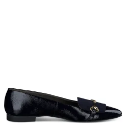Selena Flat