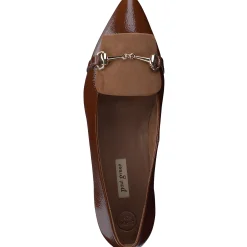 Selena Flat