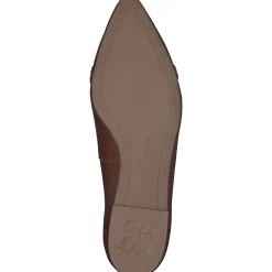 Selena Flat