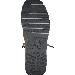 Spunky Sneaker
