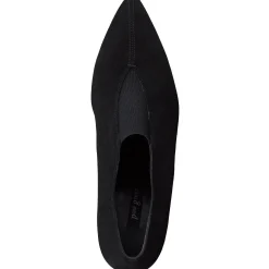 Stacia Heel