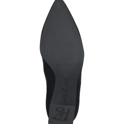 Stacia Heel