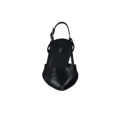 Tabitha Heel