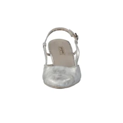 Tabitha Heel