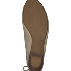Talia Heel