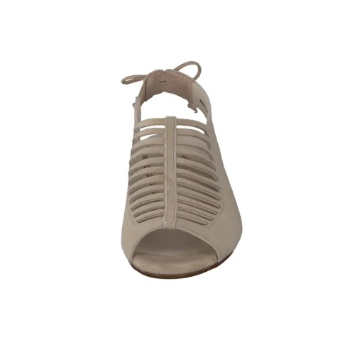 Talia Heel