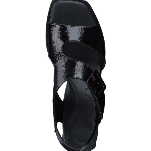 Tanya Sandal