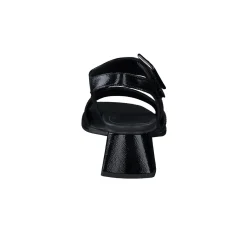 Tanya Sandal