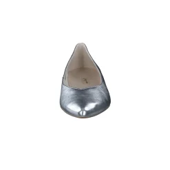 Tia Flat