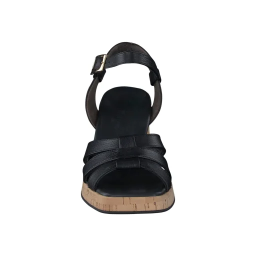 Tina Sandal