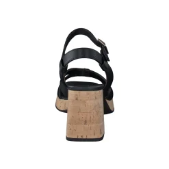 Tina Sandal