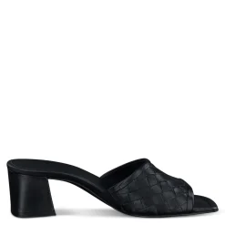 Tisha Heel