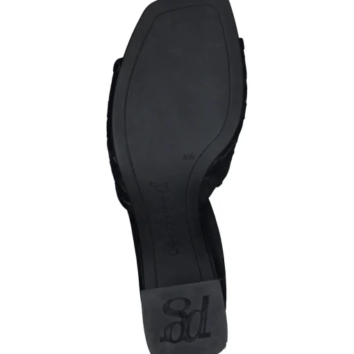Tisha Heel