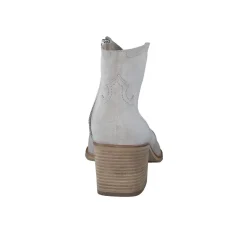 Titan Boot